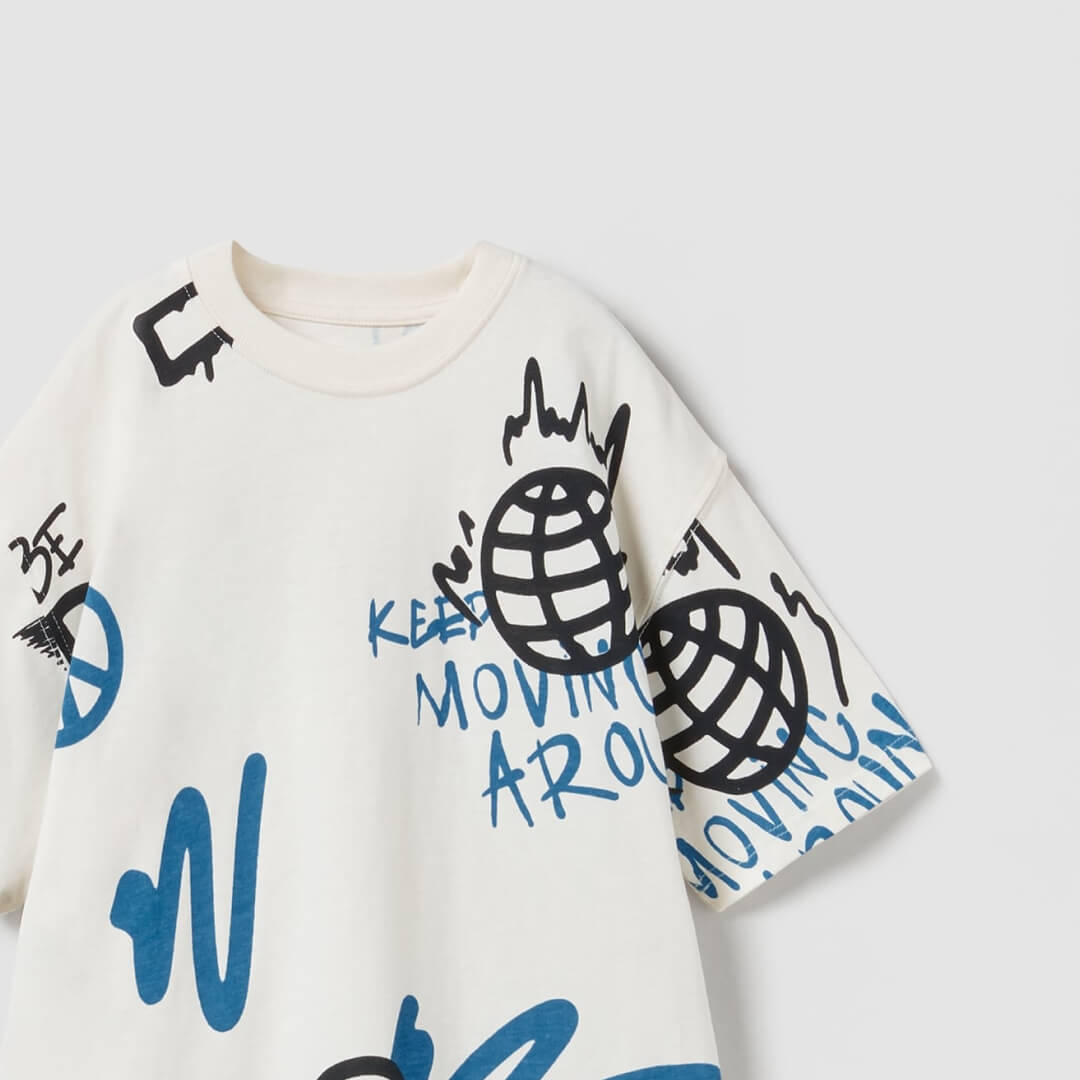 T-SHIRT WITH PRINT